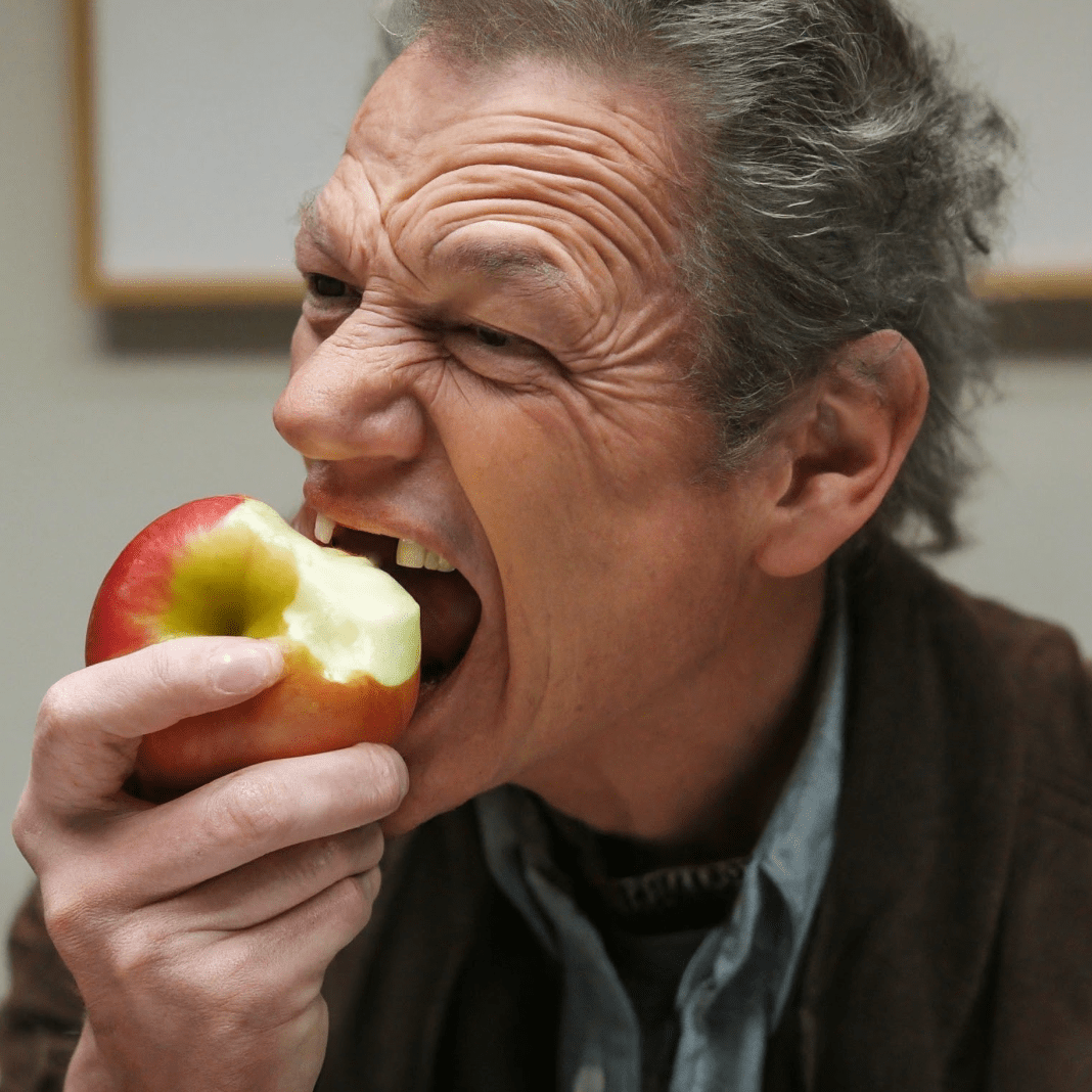 Restoring Joy: Overcoming Eating Challenges with Dental Implants